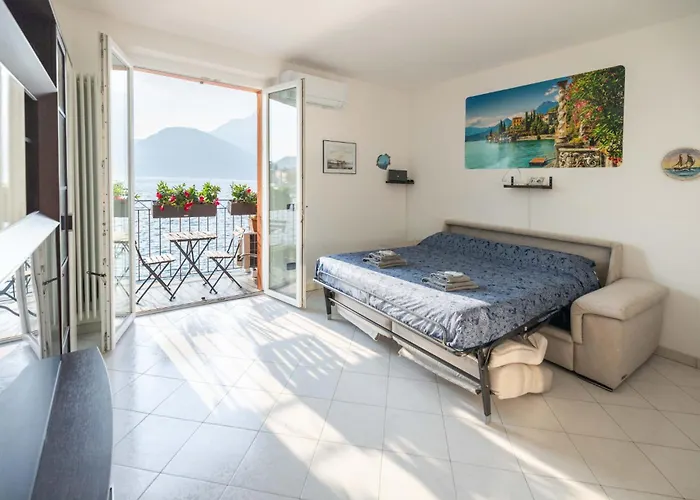 Apartment Deluxe Finestra Sul